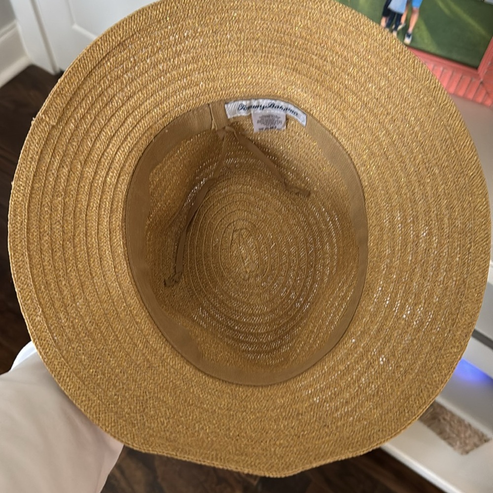 Tommy Bahama shimmer bucket hat - Picture 3 of 4
